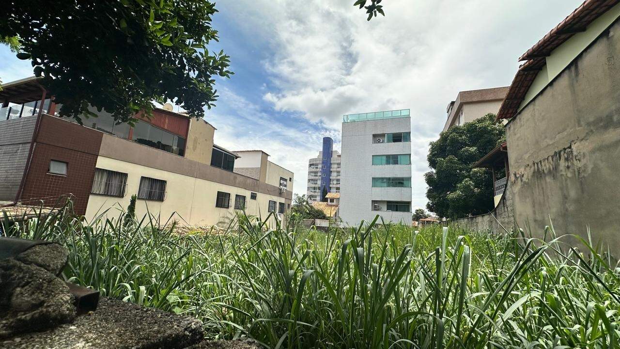 Lotes à venda no Castelo: 