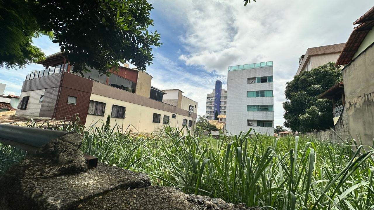 Lotes à venda no Castelo: 