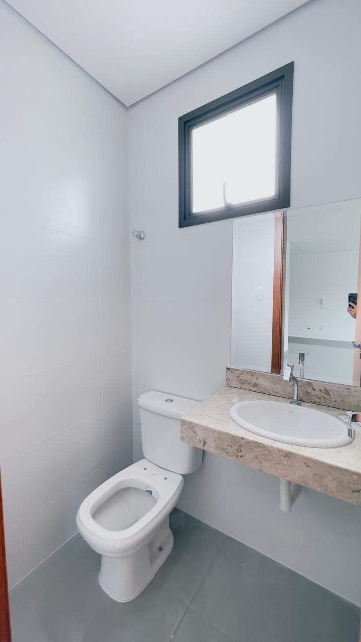 Sala Comercial à venda no São Luiz: 27