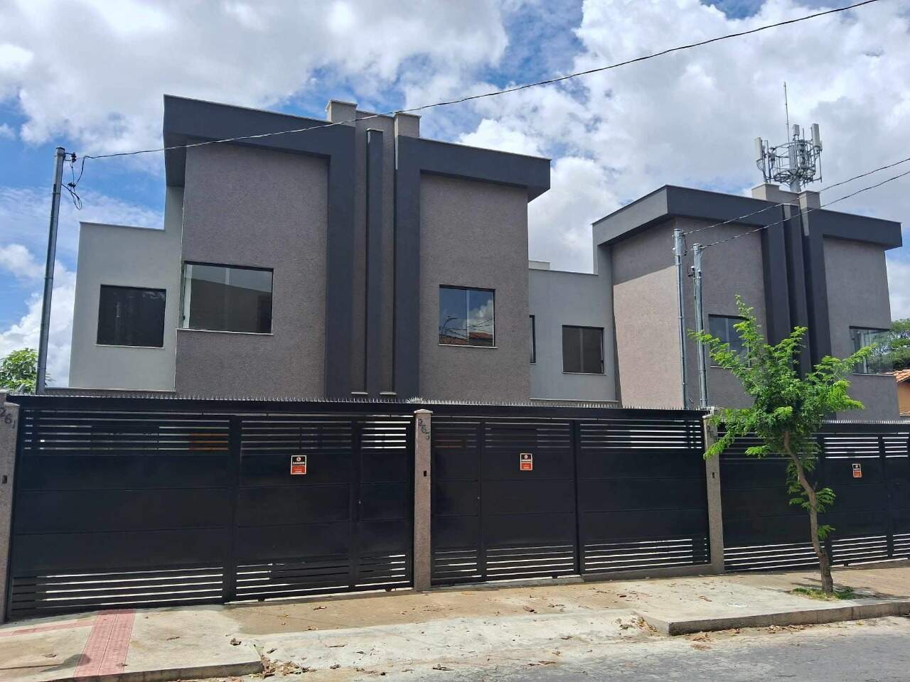 Casa à venda no Santa Mônica: 