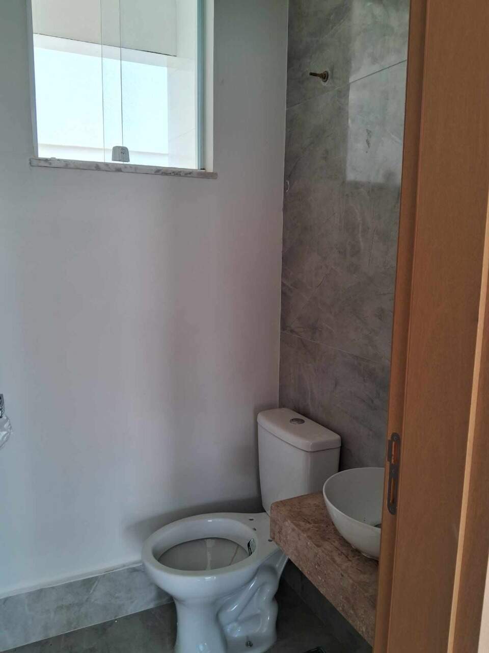 Casa à venda no Itapoã: 