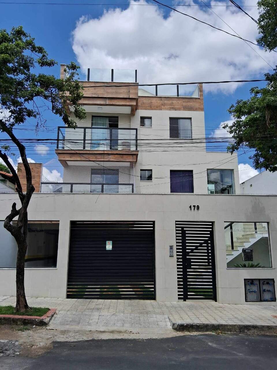 Cobertura à venda no Santa Branca: 