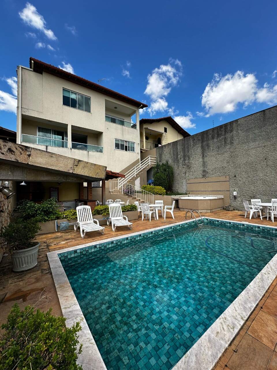 Casa à venda no Alto Caiçaras: 