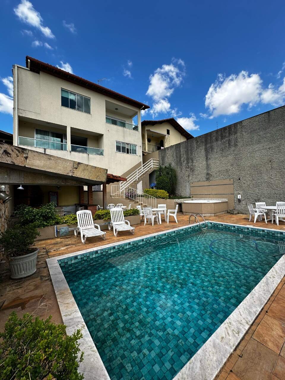 Casa à venda no Alto Caiçaras: 