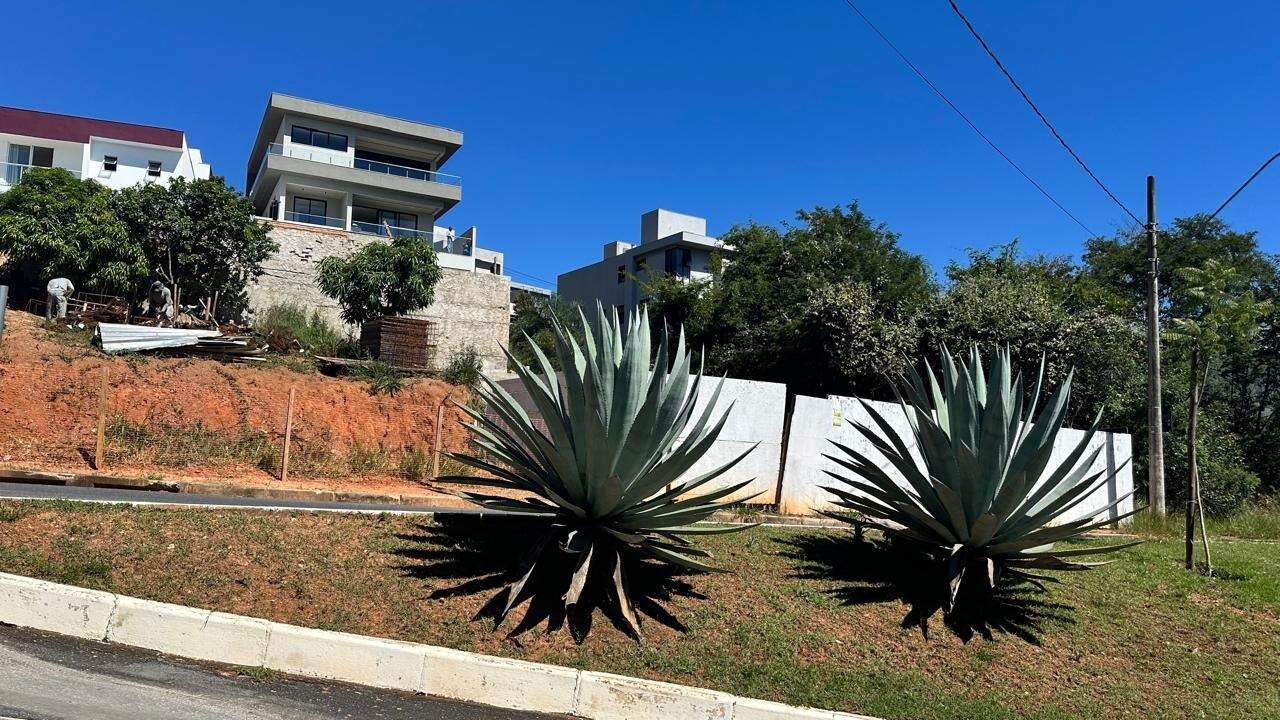 Lotes em condomínio à venda no Portal Do Sol: 