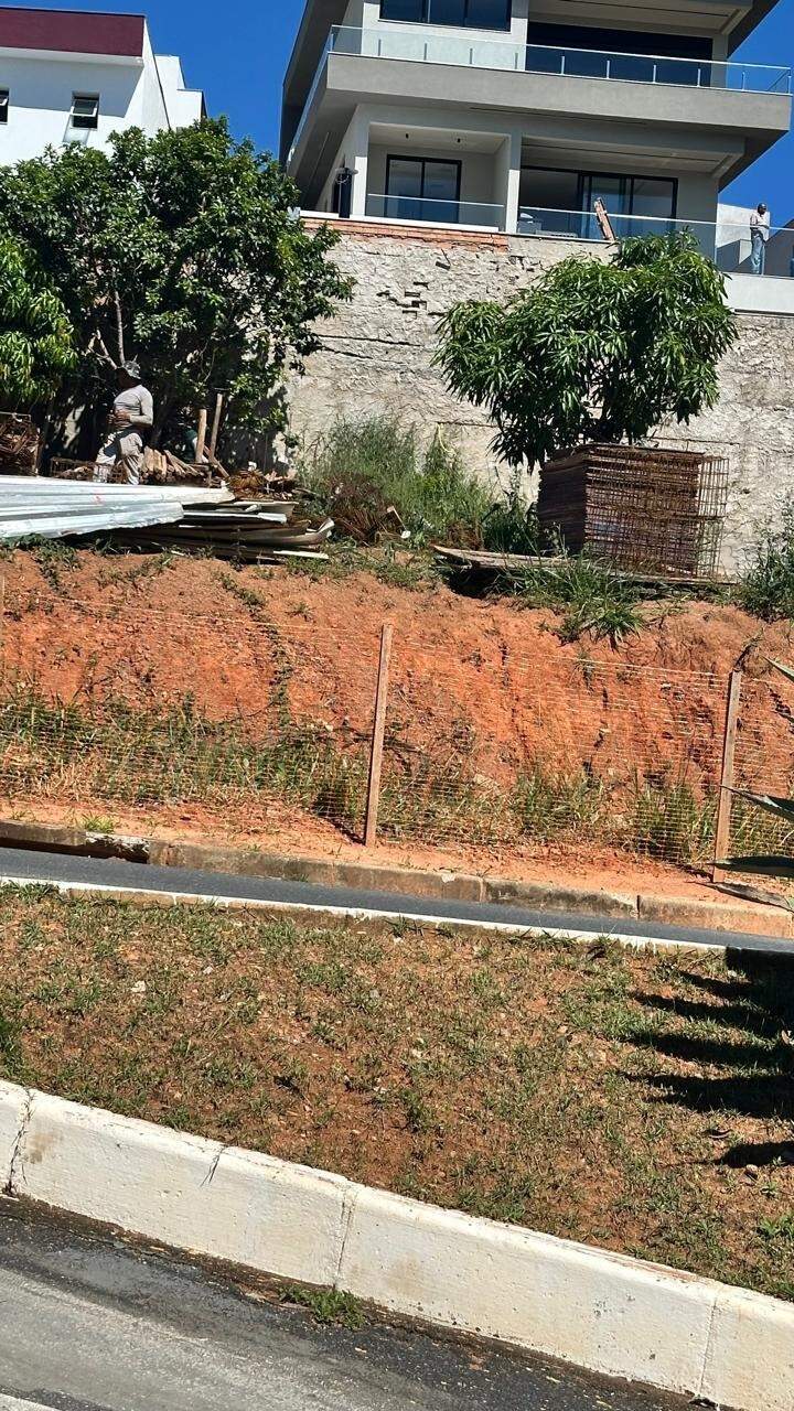 Lotes em condomínio à venda no Portal Do Sol: 
