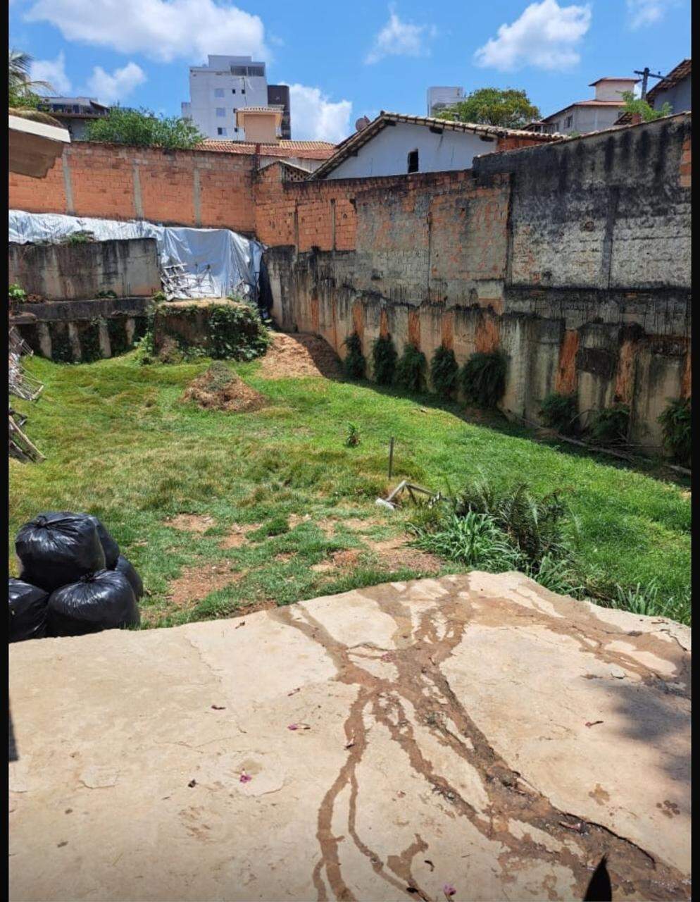 Lotes à venda no Castelo: 