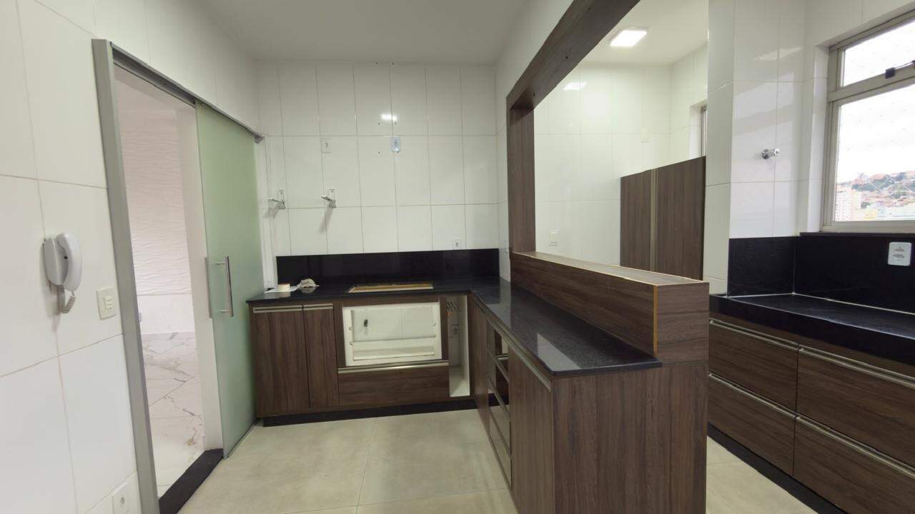 Apartamento à venda no Castelo: 