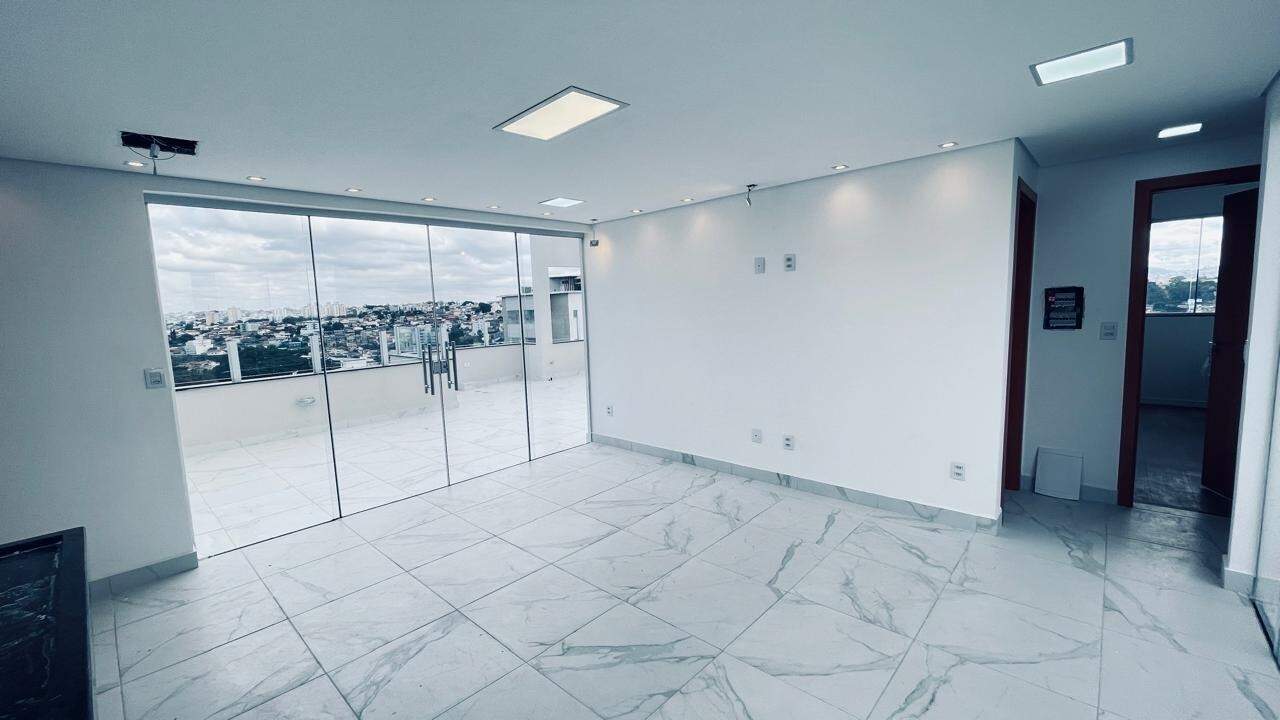 Apartamento à venda no Santa Mônica: 2