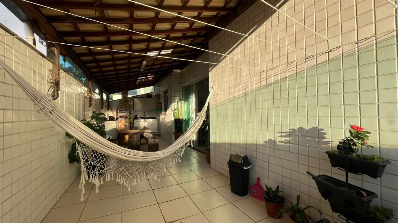 Área privativa à venda no Castelo: 