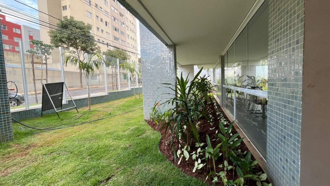 Apartamento à venda no Manacás: 