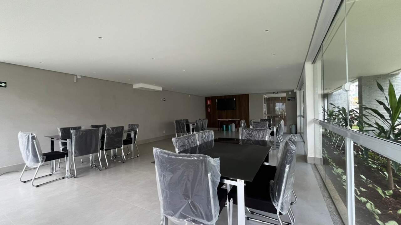 Apartamento à venda no Manacás: 