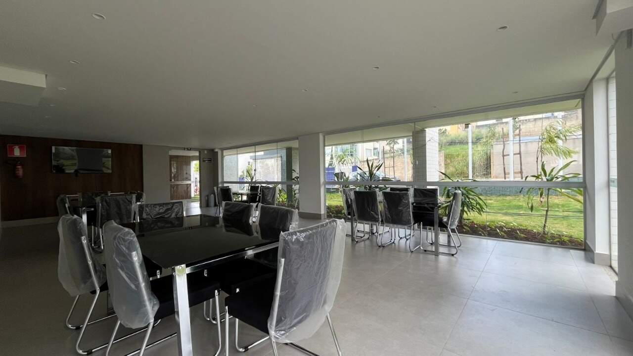 Apartamento à venda no Manacás: 