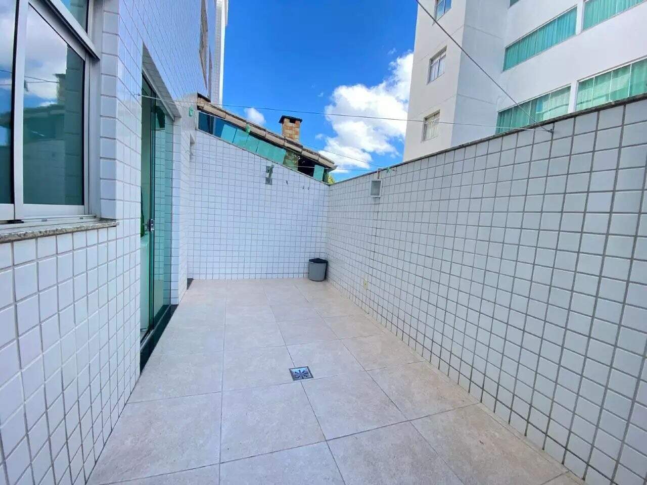 Apartamento à venda no Castelo: 