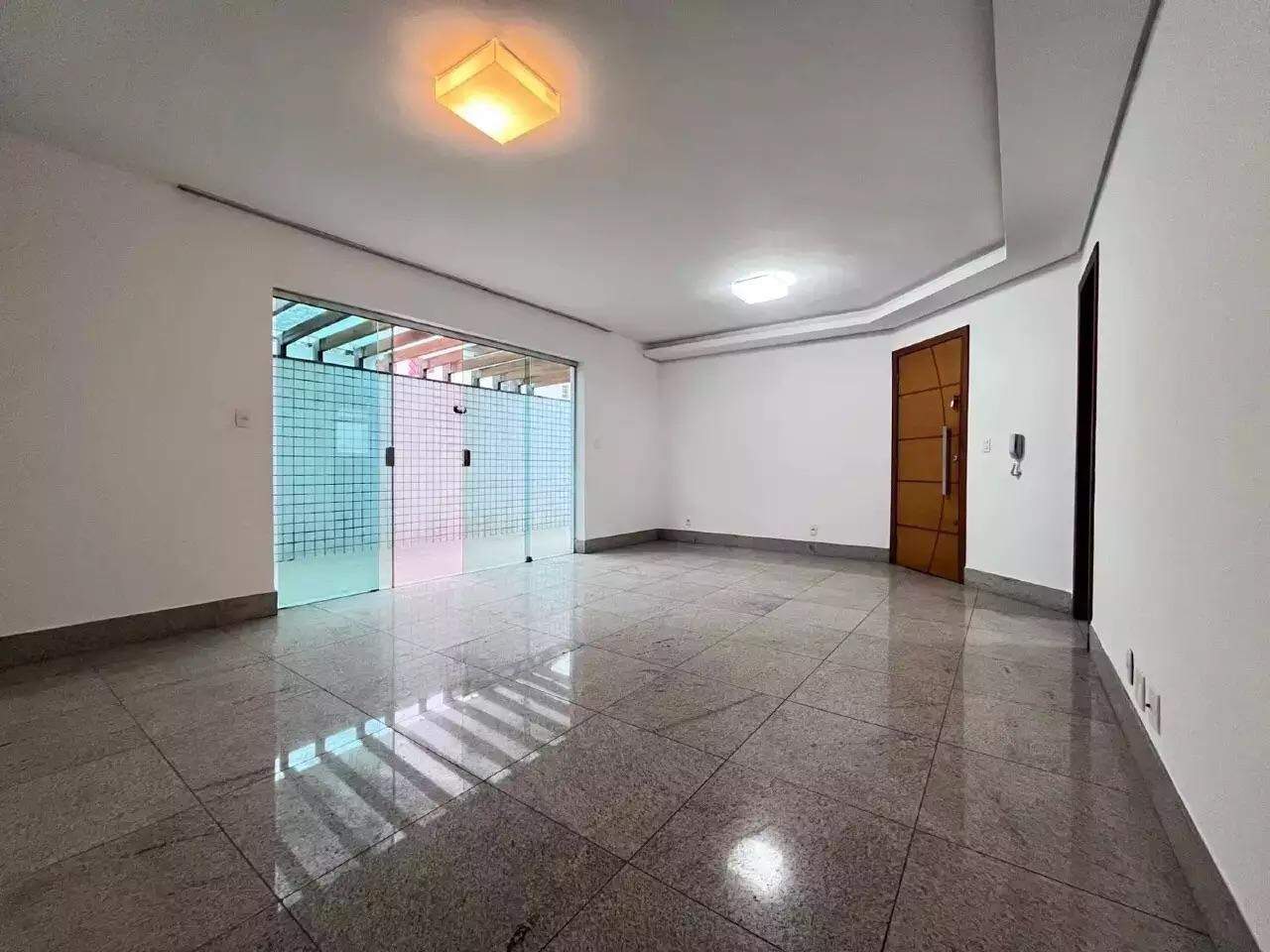 Área privativa à venda no Santa Rosa: 3