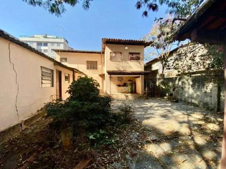 Casa à venda no Planalto: 1