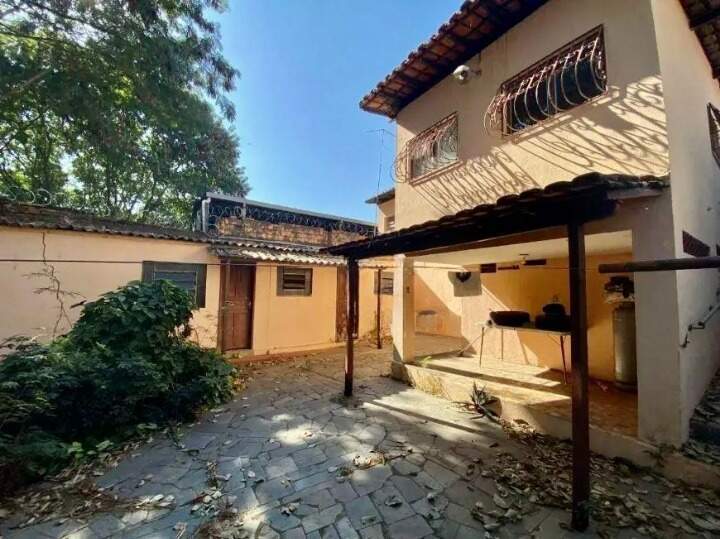 Casa à venda no Planalto: 6