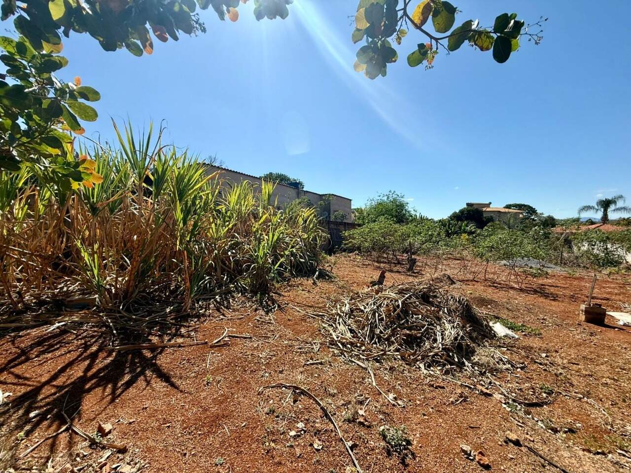 Lotes à venda no Lagoa Mansões: 