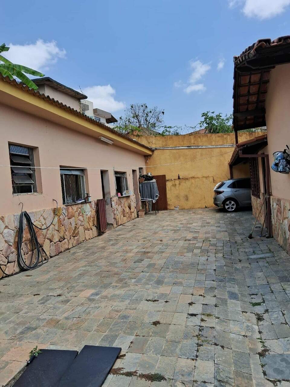 Casa à venda no Planalto: 