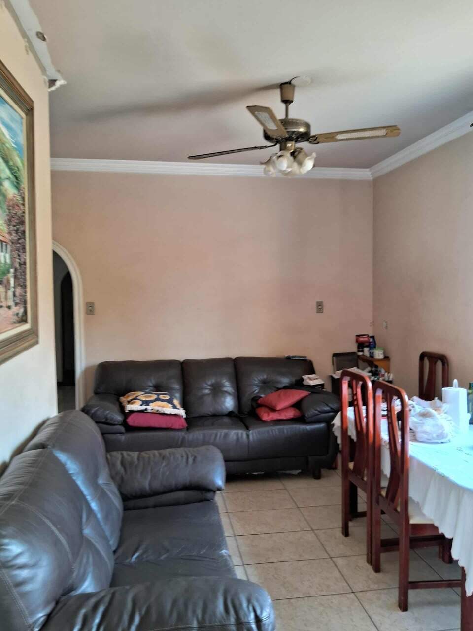 Casa à venda no Planalto: 