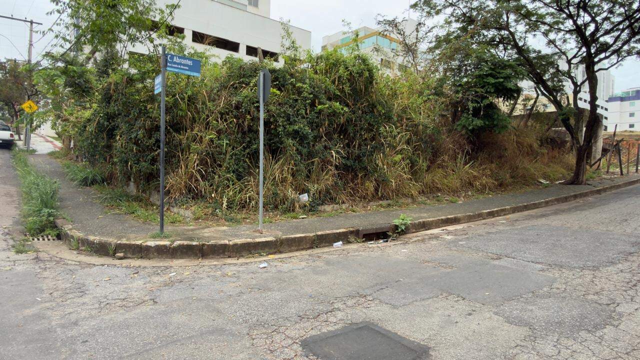 Lotes à venda no Castelo: 