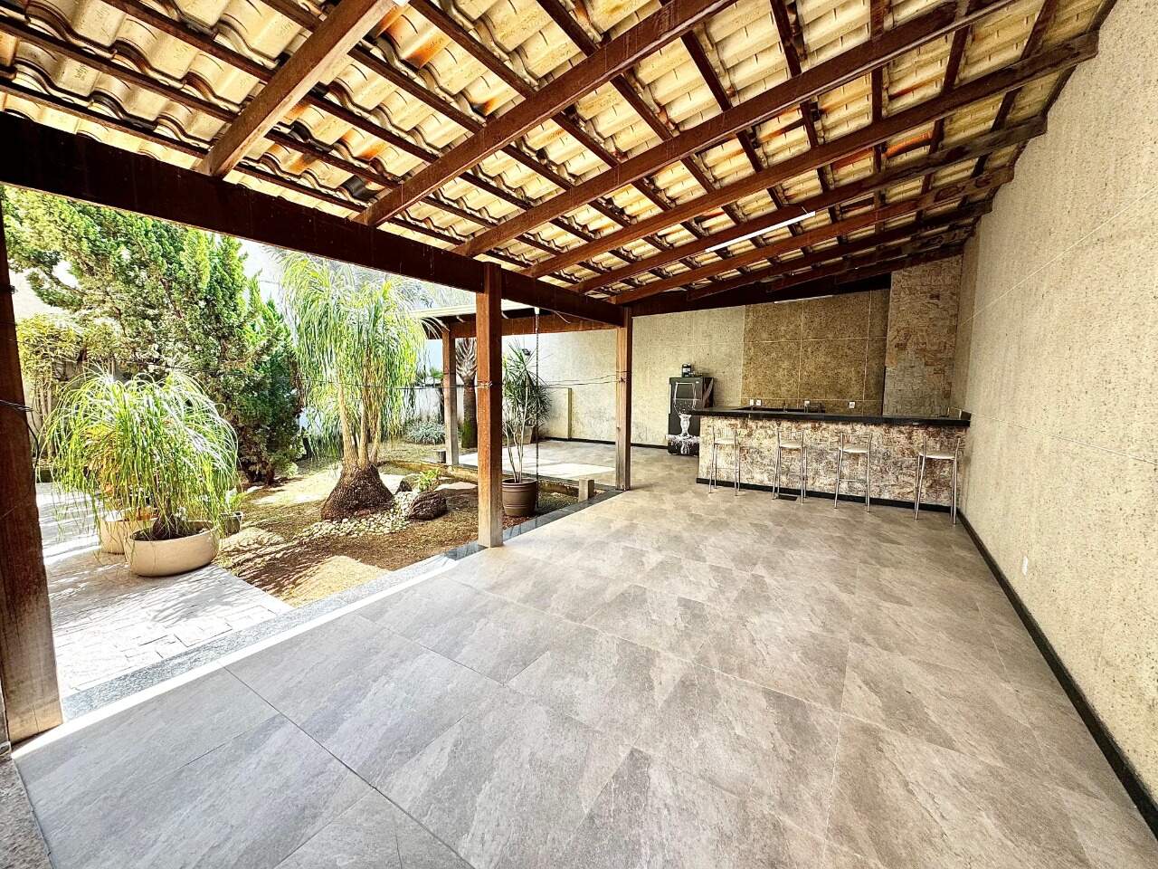 Casa à venda no Parque Xangri-Lá: 