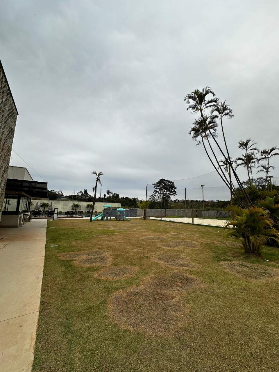Lotes em condomínio à venda no Nacional: 