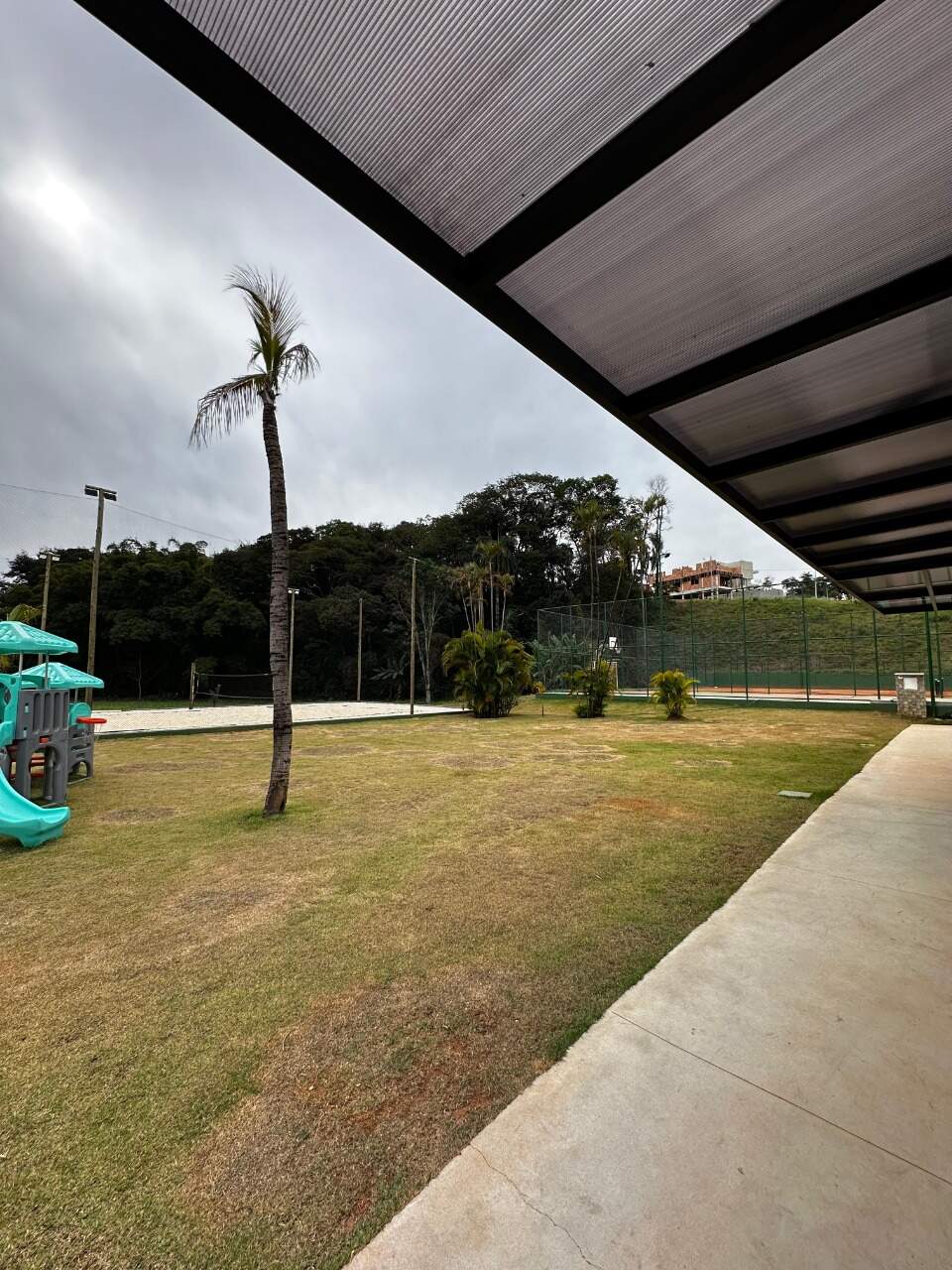 Lotes em condomínio à venda no Nacional: 