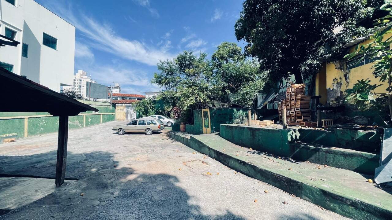 Lotes à venda no Minascaixa: 1