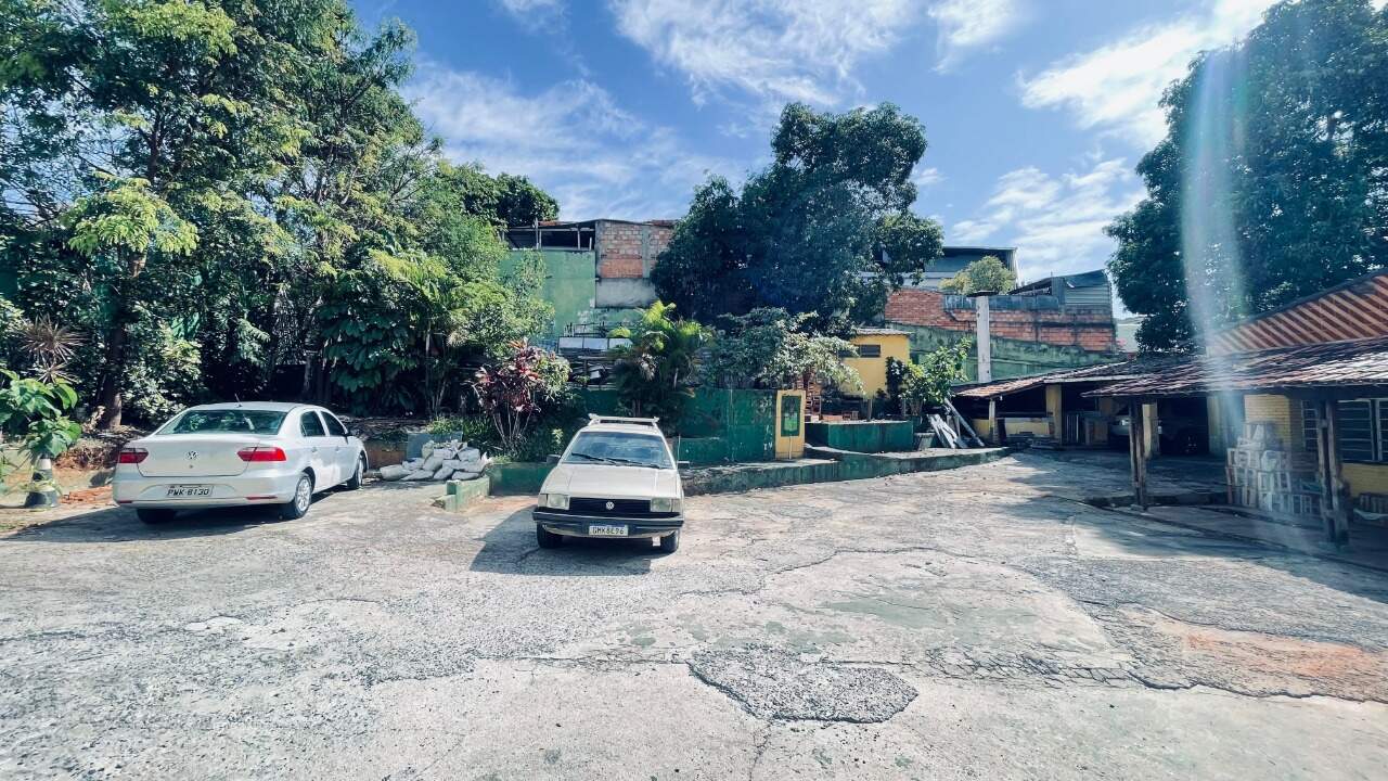 Lotes à venda no Minascaixa: 5