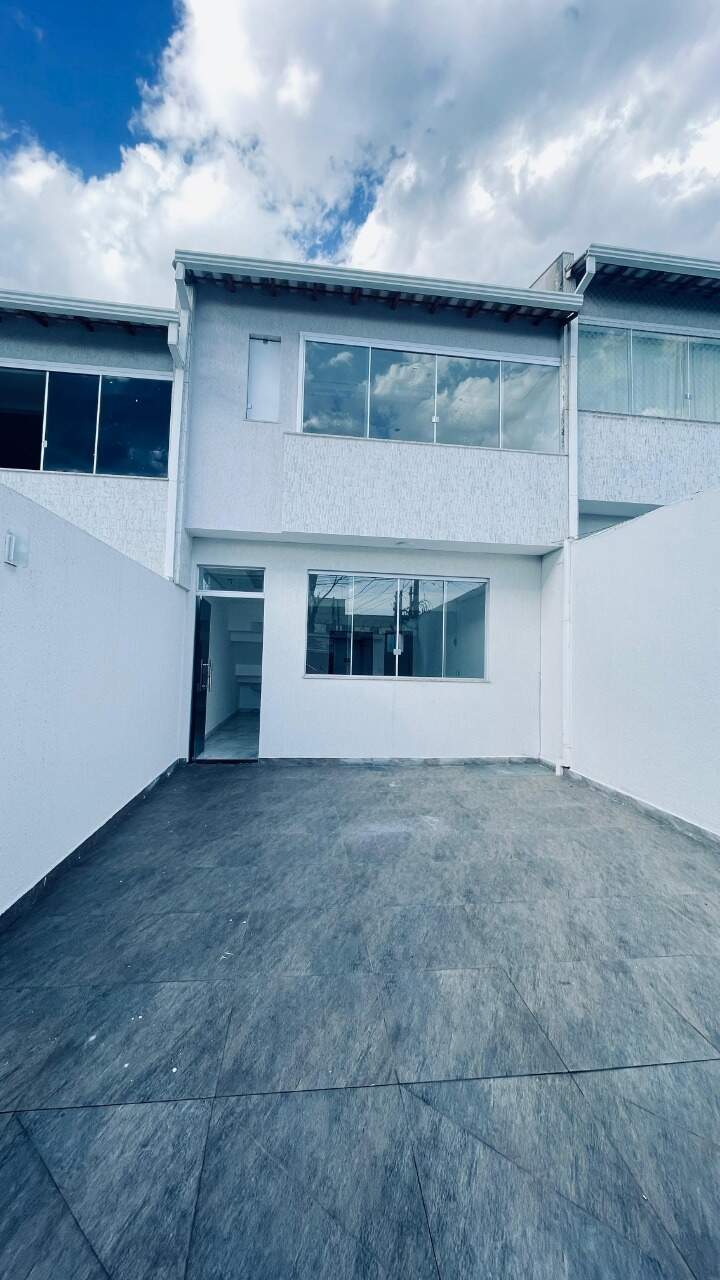 Casa à venda no Rio Branco: 2