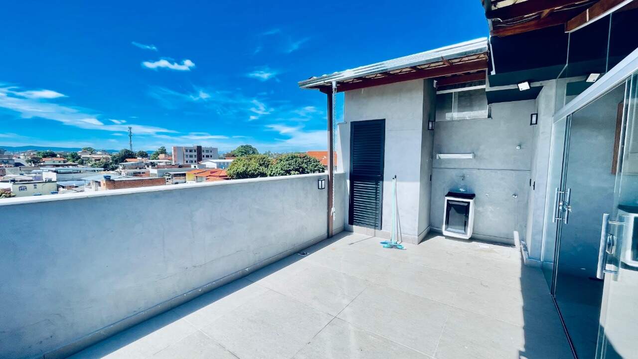 Cobertura à venda no Jardim Leblon: 3