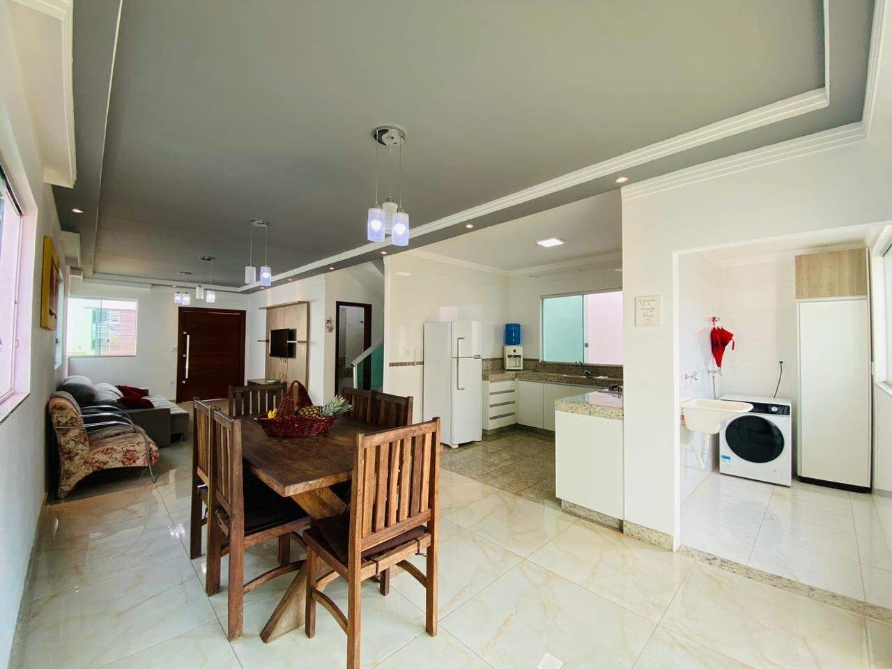 Casa em Condomínio à venda no Trilhas do Sol: 