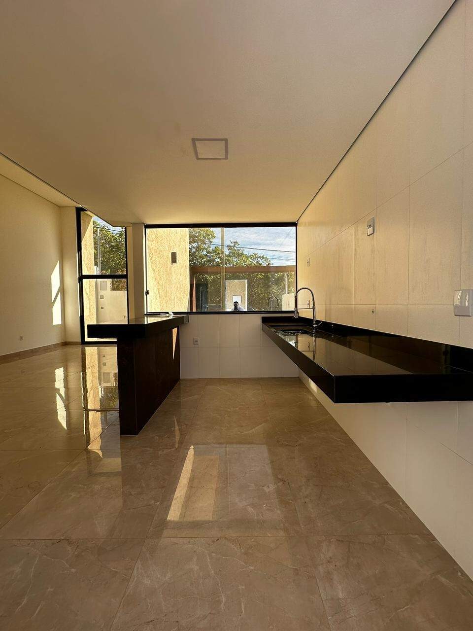 Casa em Condomínio à venda no Trilhas do Sol: 