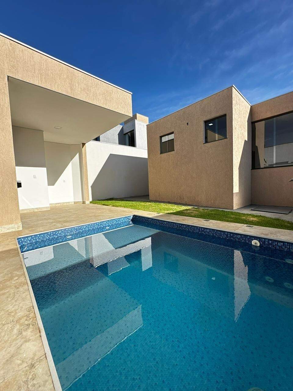 Casa em Condomínio à venda no Trilhas do Sol: 
