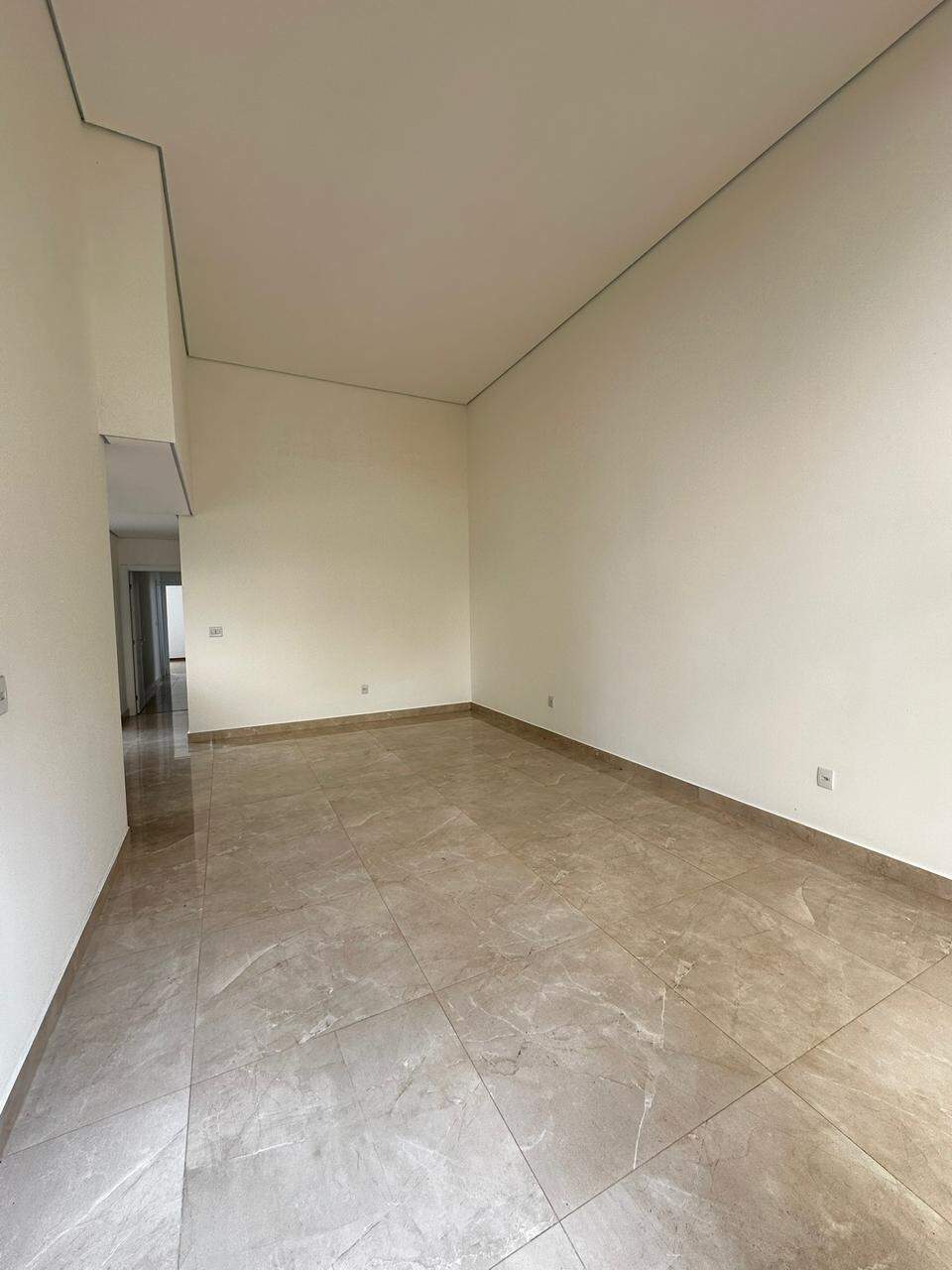 Casa em Condomínio à venda no Trilhas do Sol: 