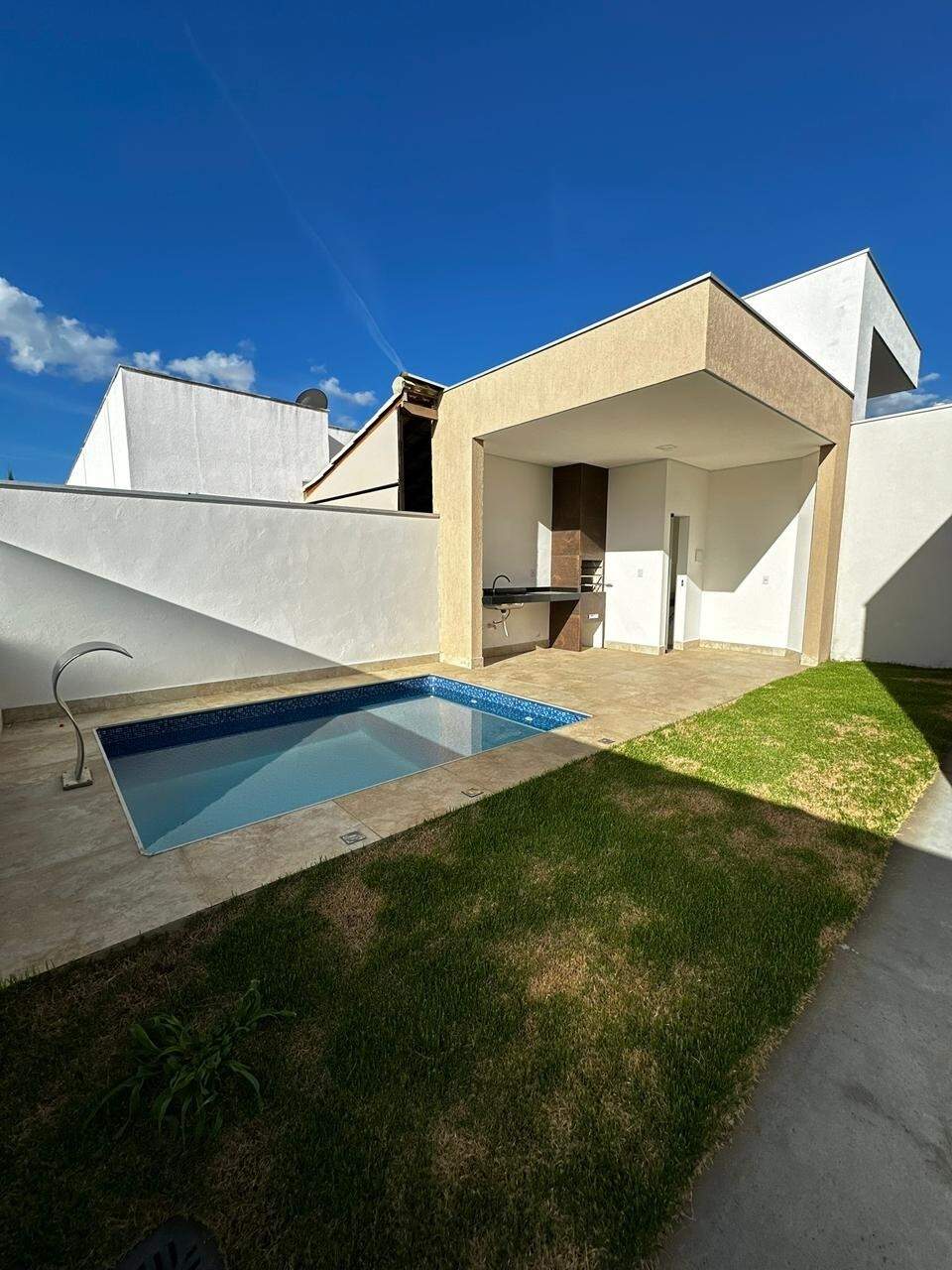Casa em Condomínio à venda no Trilhas do Sol: 