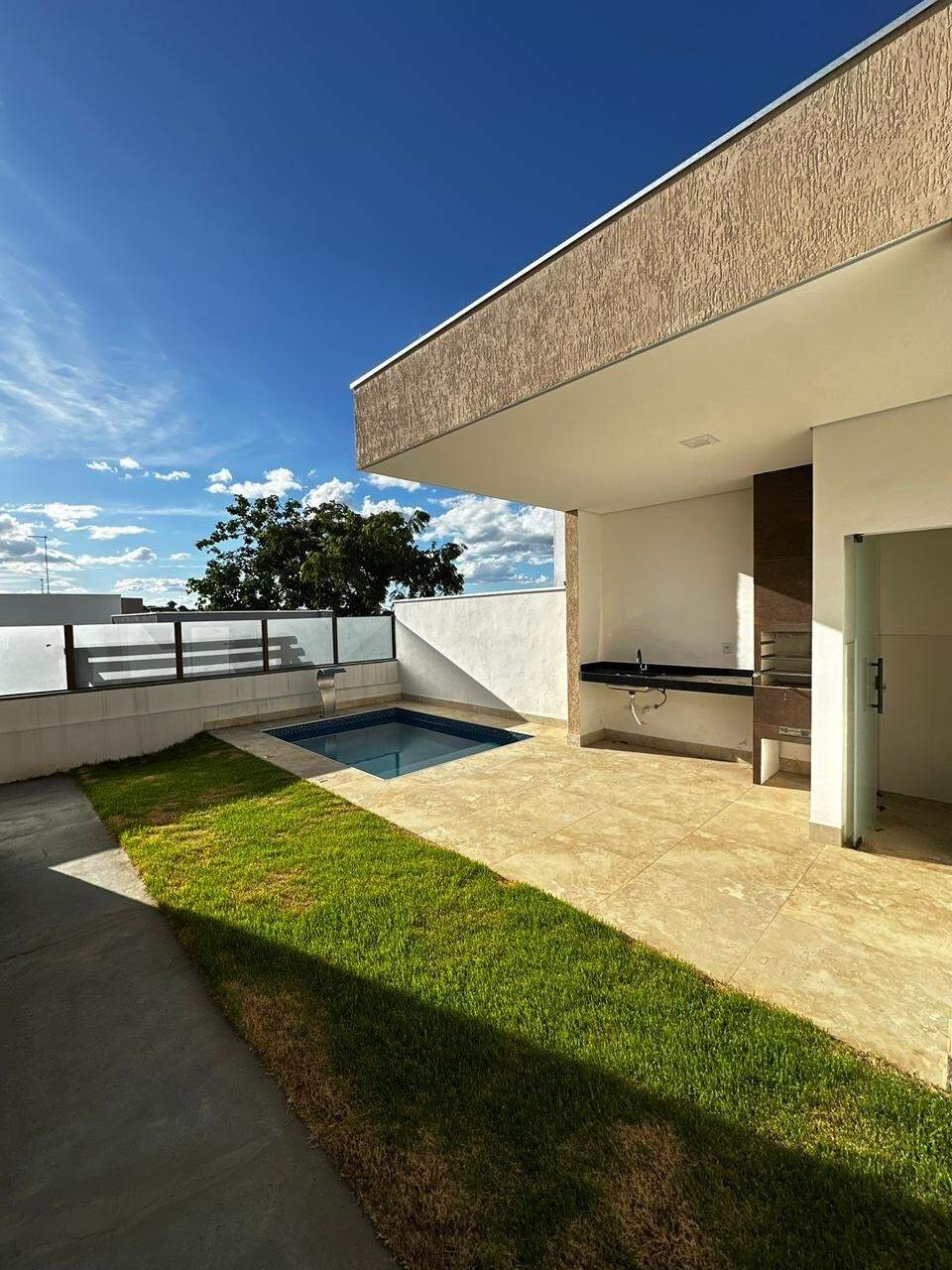 Casa em Condomínio à venda no Trilhas do Sol: 