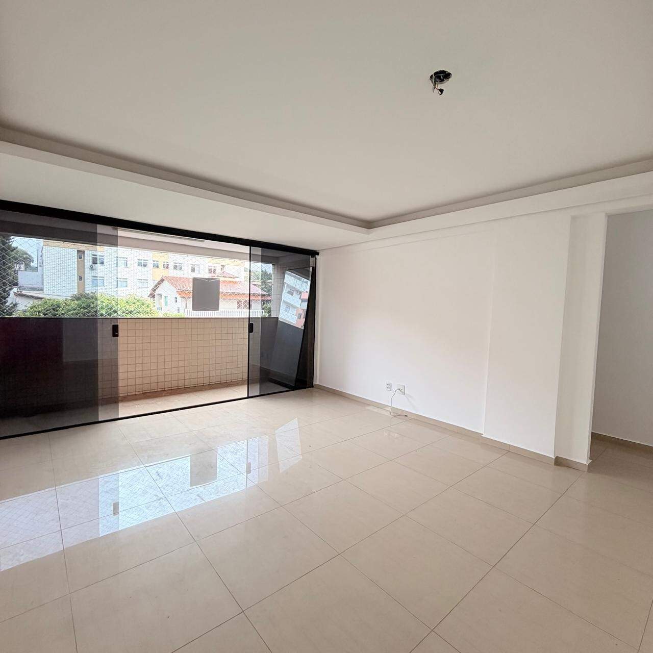 Apartamento à venda no Castelo: 