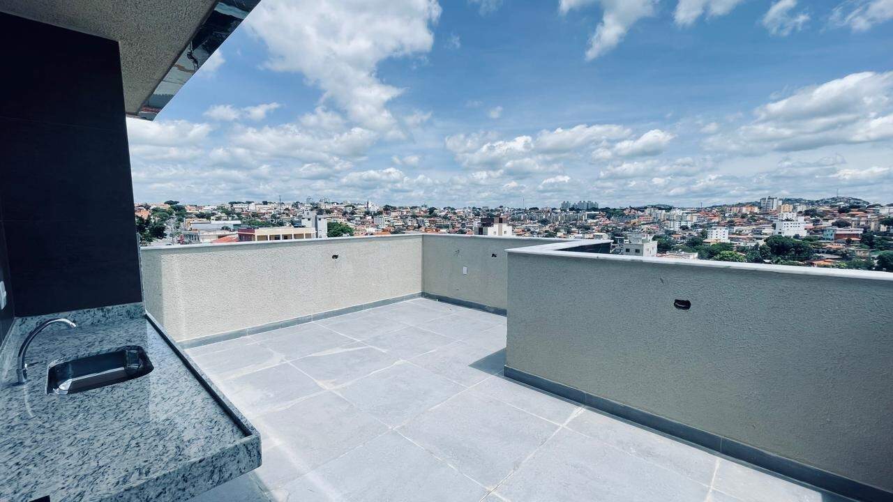 Cobertura à venda no Santa Mônica: 