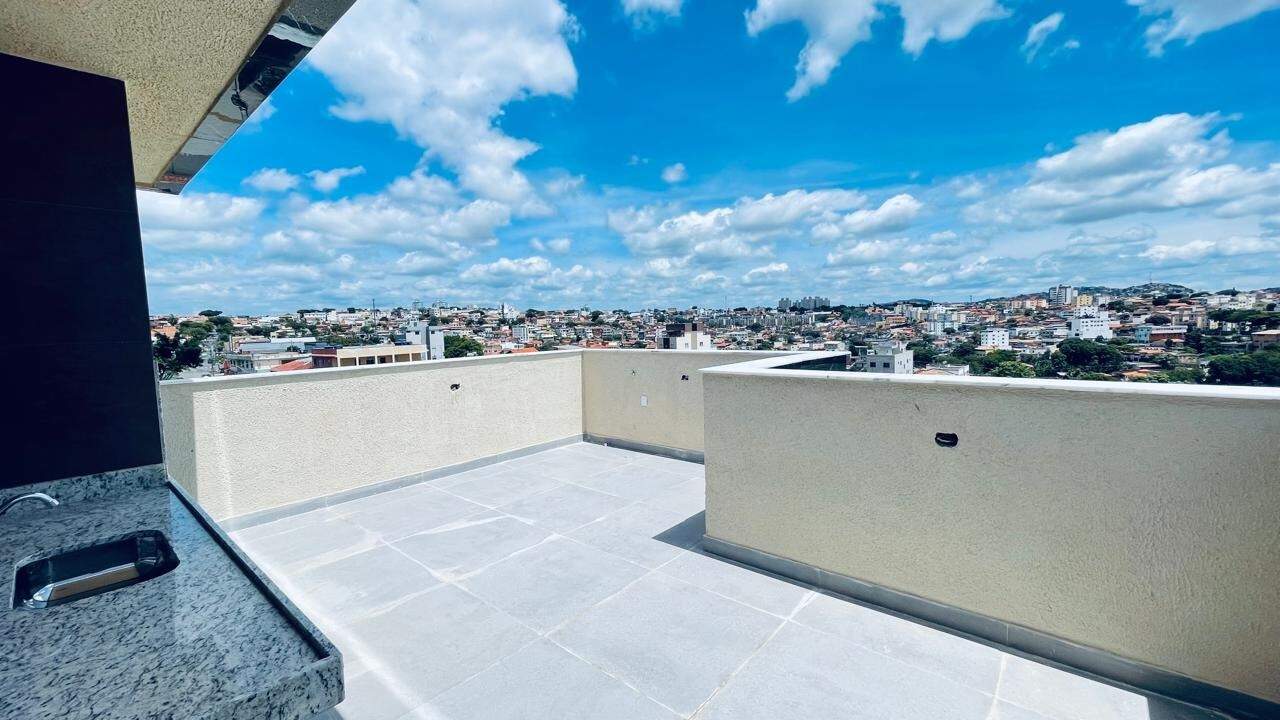 Cobertura à venda no Santa Mônica: 