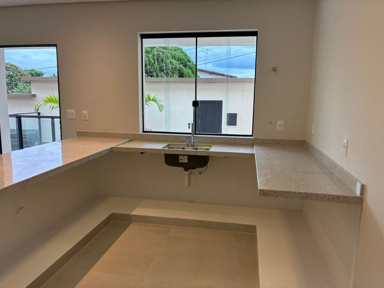 Casa à venda no Alípio de Melo: 