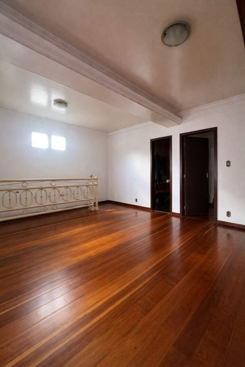 Casa à venda no Maria Helena: 