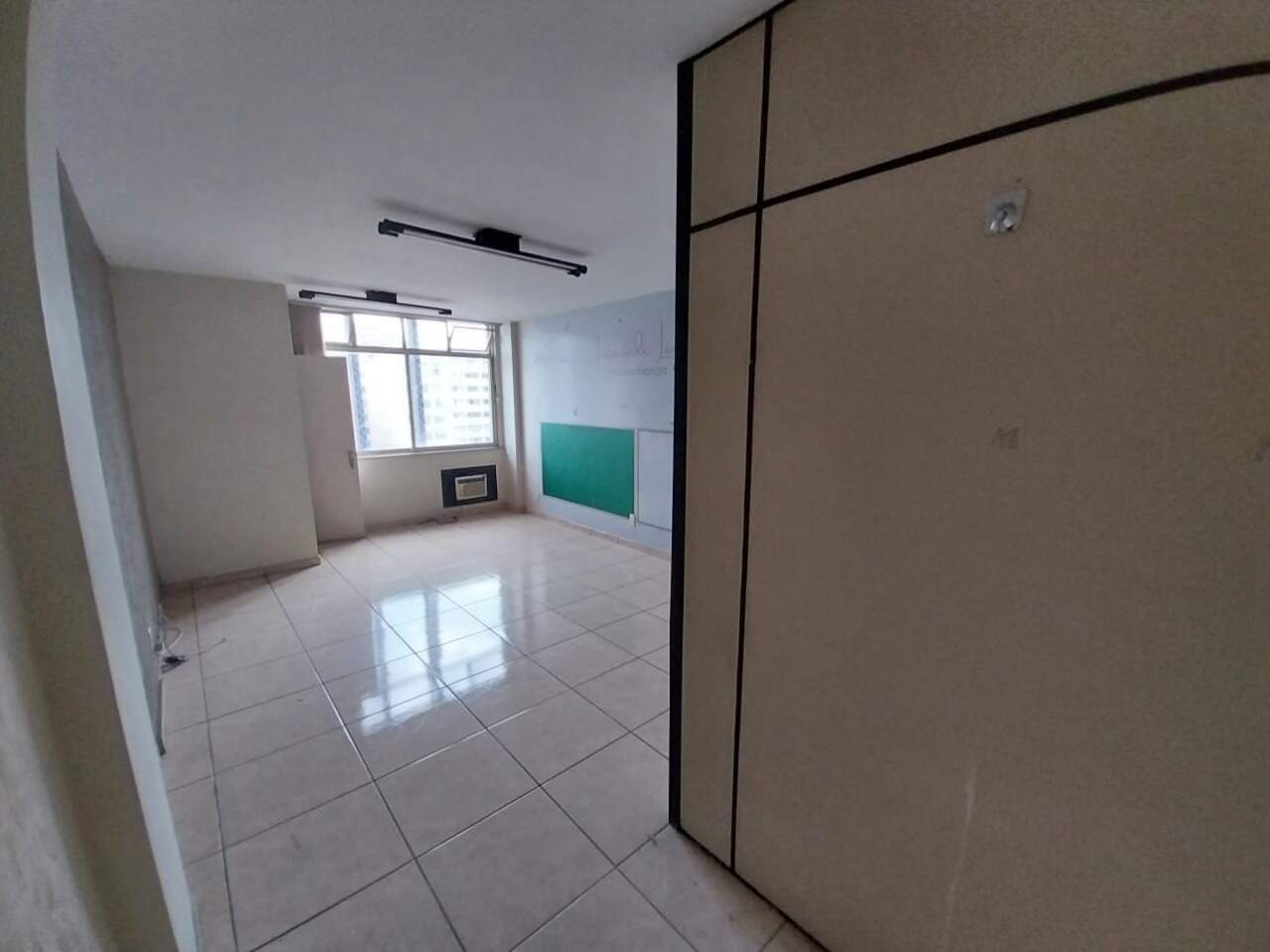 Sala Comercial à venda no Centro: 