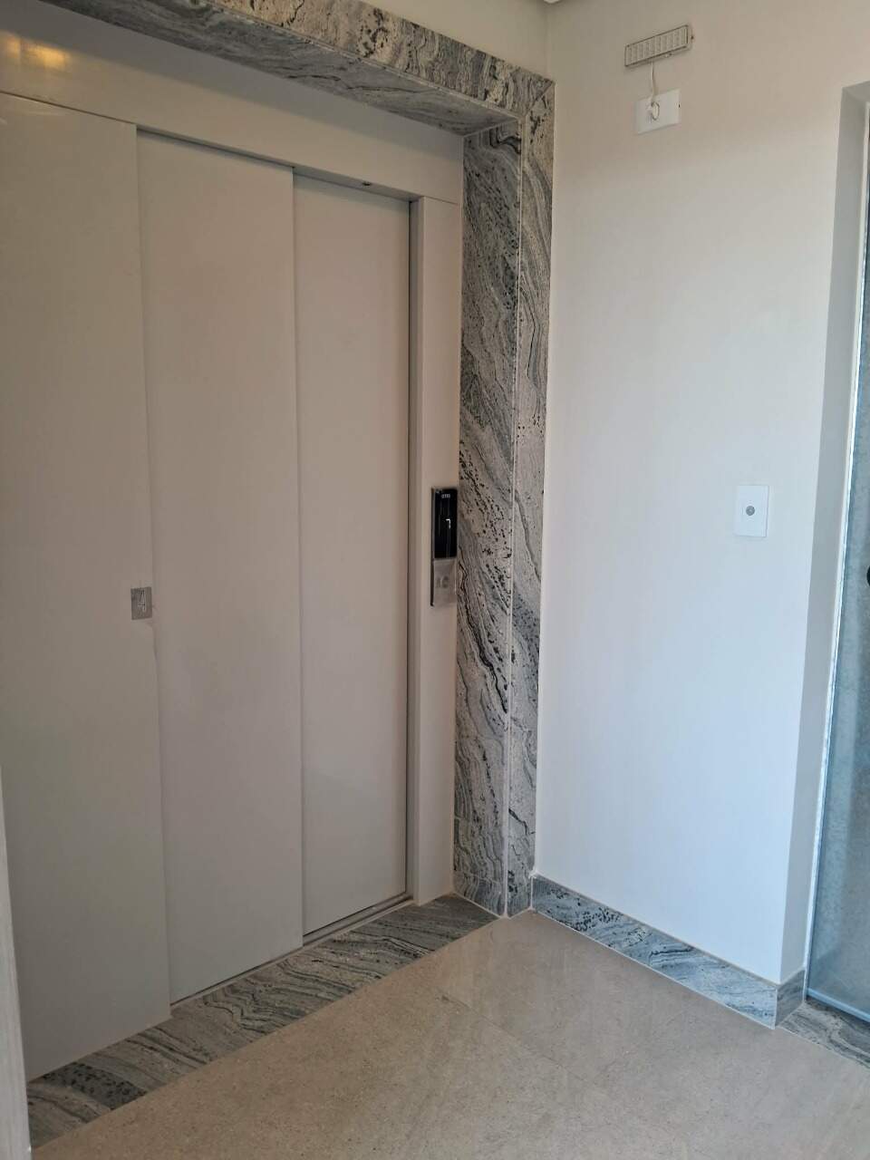 Apartamento à venda no JARAGUA: 