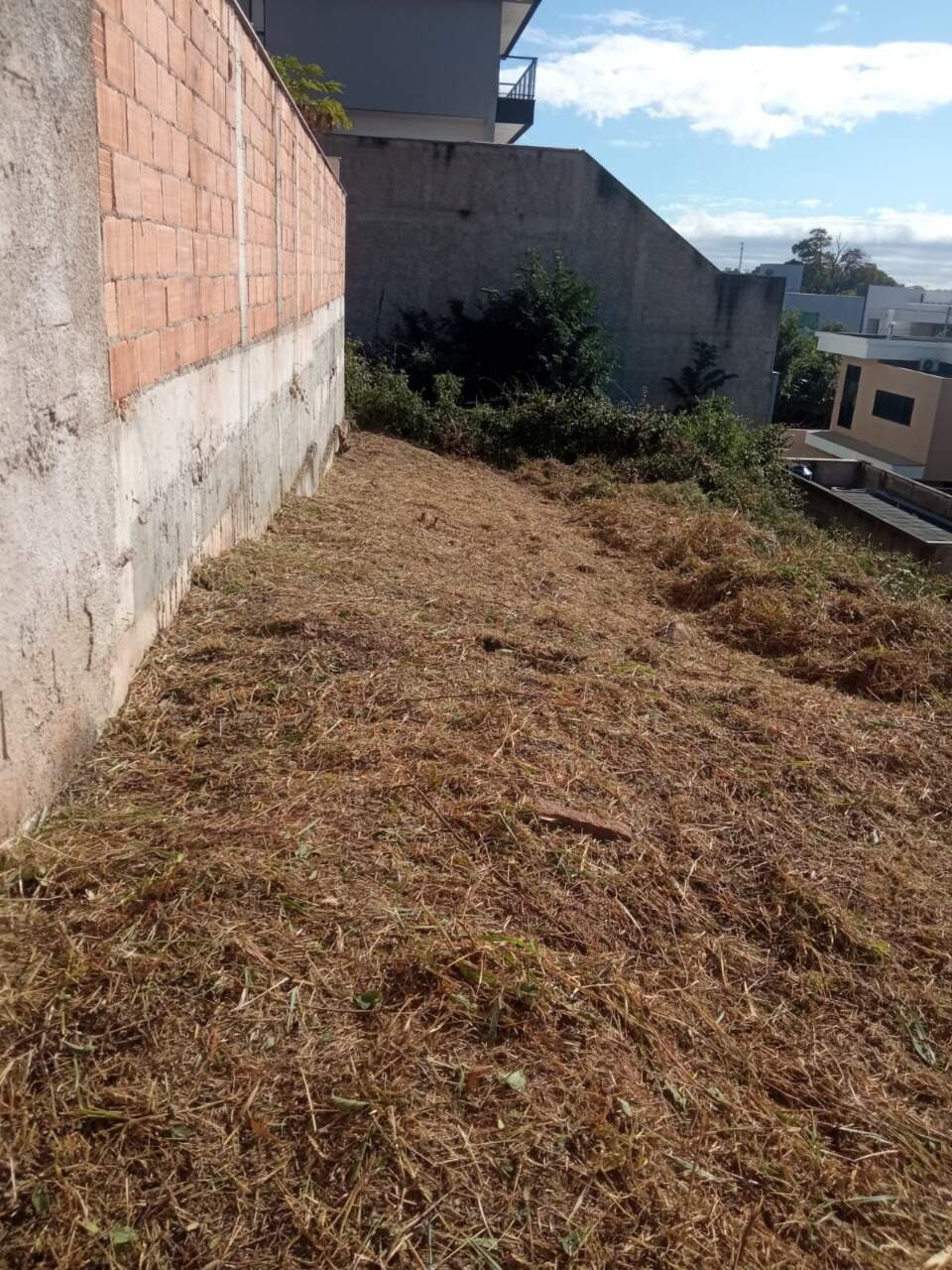 Lotes em condomínio à venda no Portal Do Sol: 