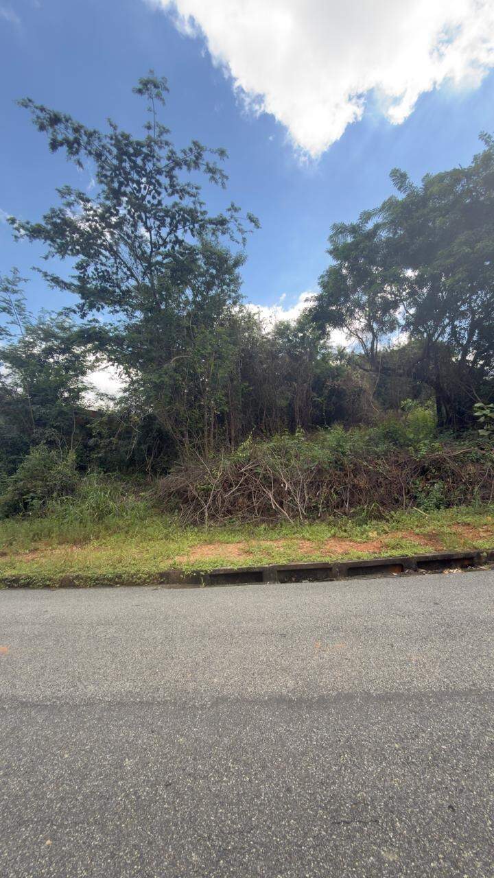 Lotes em condomínio à venda no Portal Do Sol: 