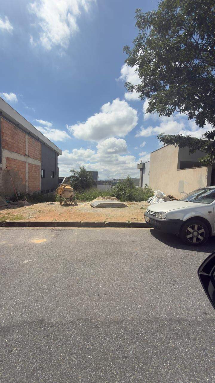 Lotes em condomínio à venda no Portal Do Sol: 
