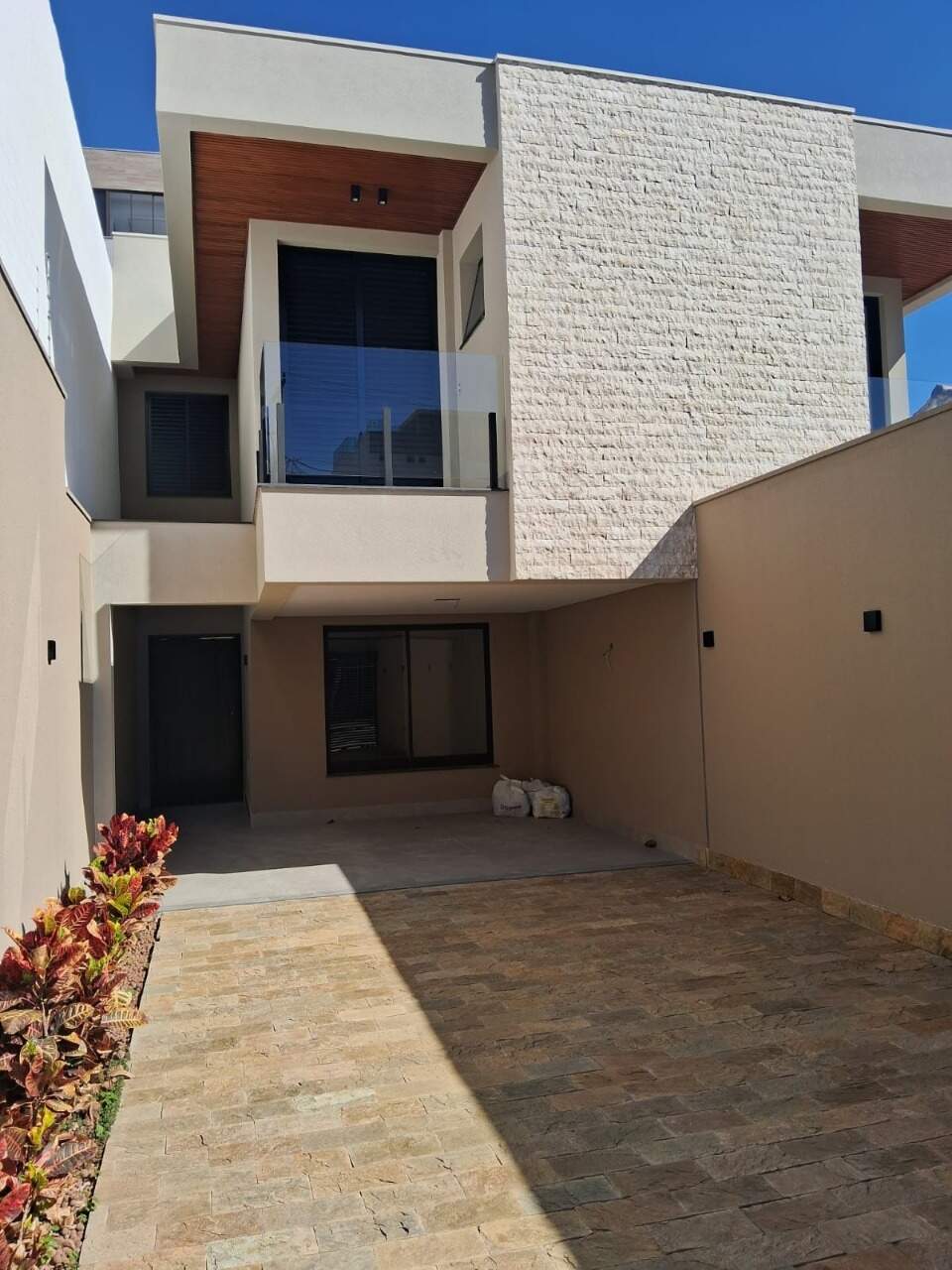 Casa à venda no JARAGUA: 