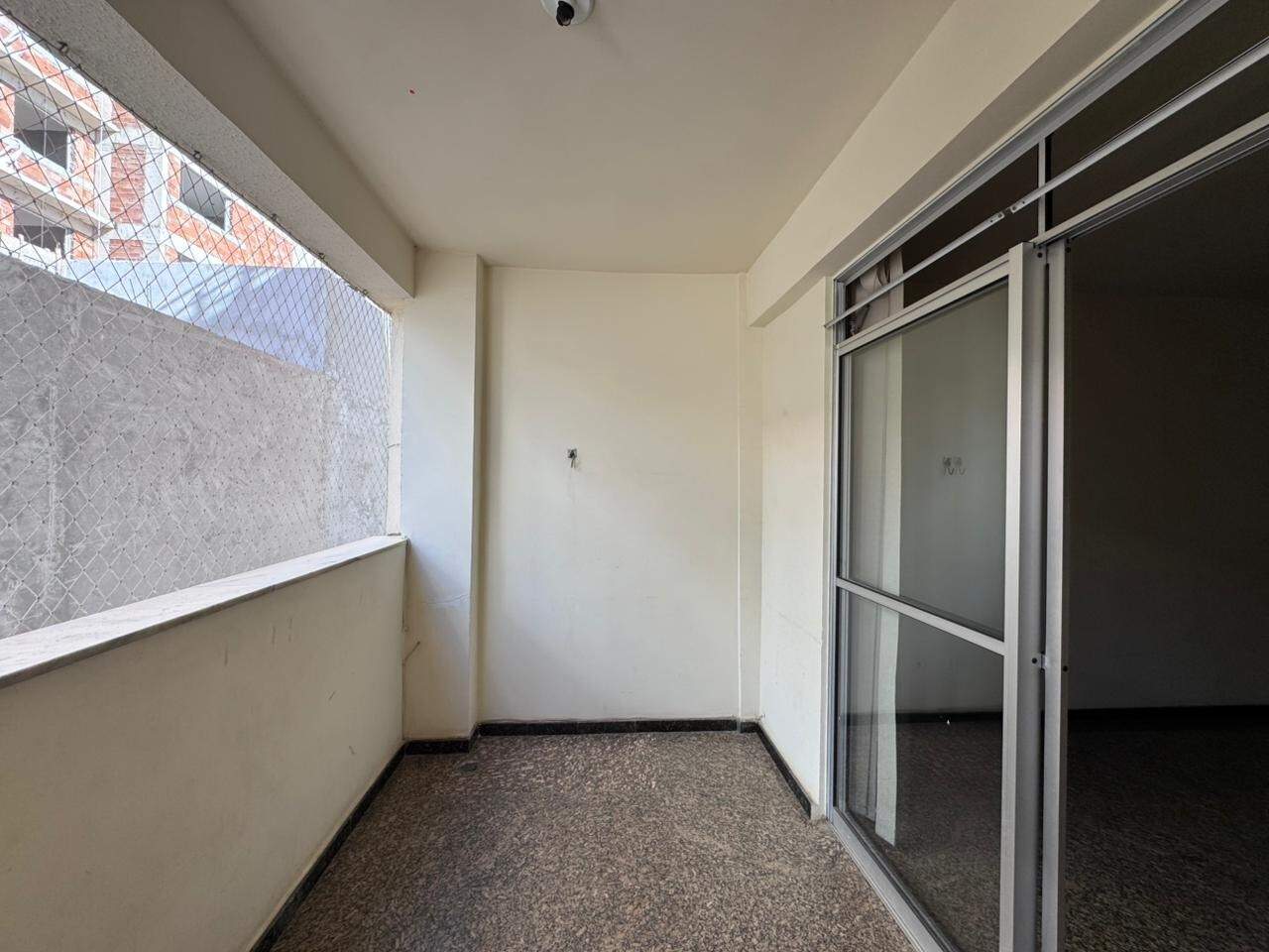 Apartamento para aluguel no Castelo: 